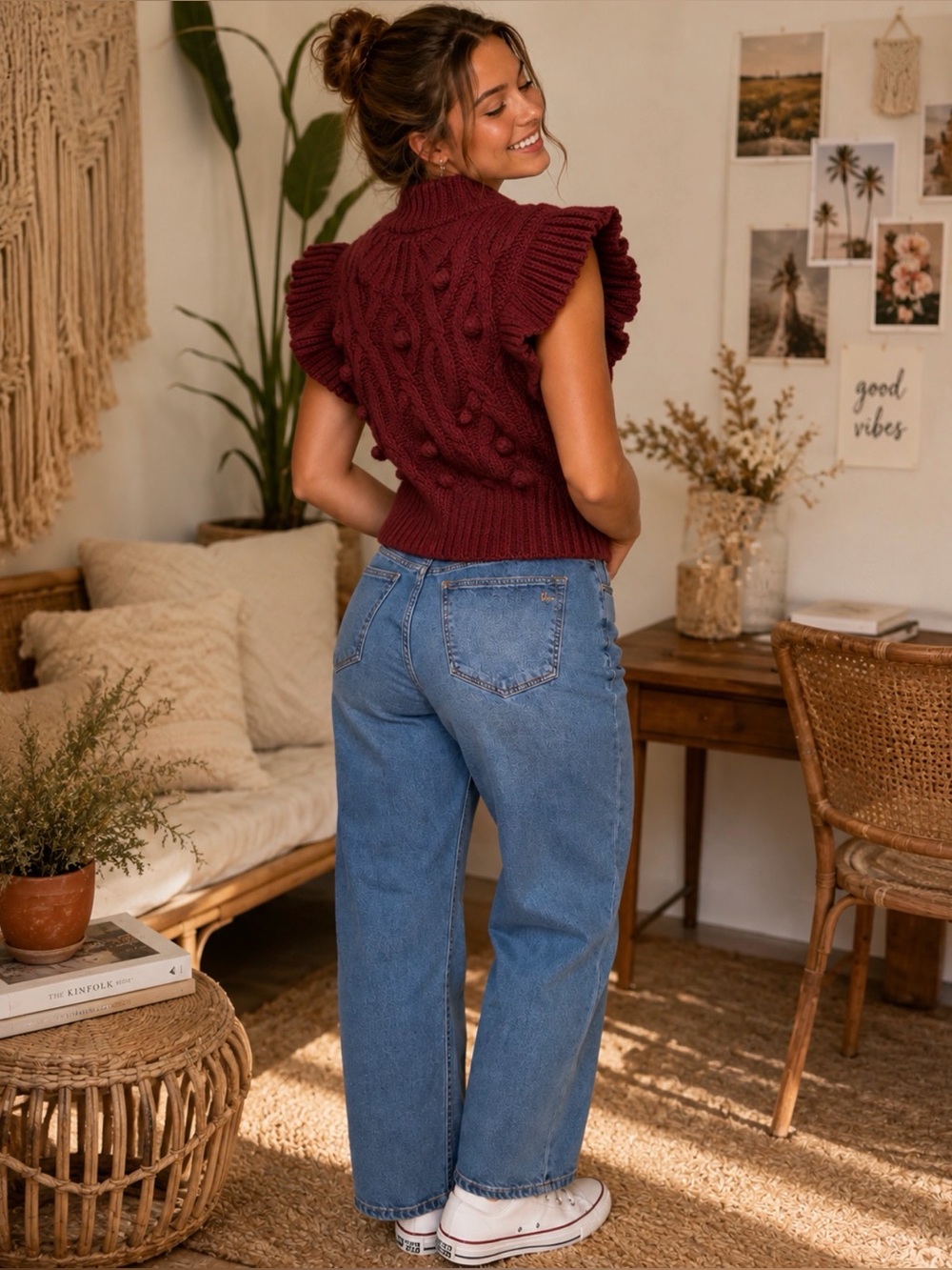 Textured Cable-Knit Sleeveless Sweater Vest in Burgundy size small